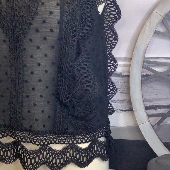 Gypsy Rose Black Scalloped Lace and Swiss Dot Sleeveless Top Blouse Size M - Picture 4 of 11